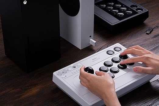 8BitDo Wireless Arcade Stick for Xbox Series X|S, Xbox One and Windows 10, Arcade Fight Stick with 3.5mm Audio Jack - Officially Licensed (White) - Image 4
